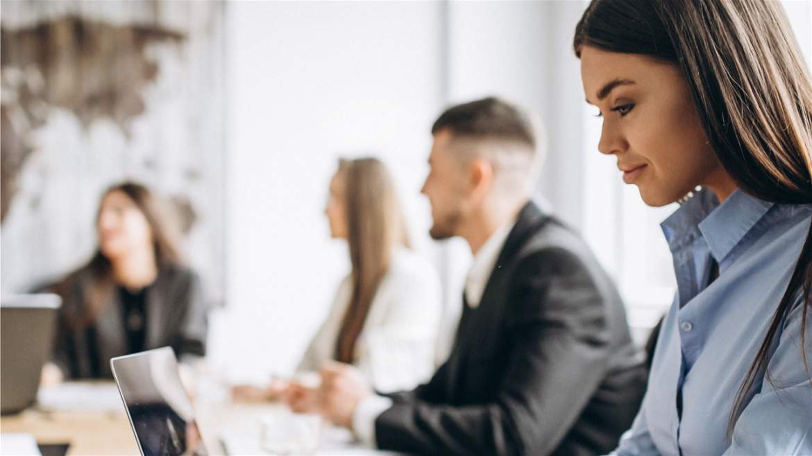 Improbidade: Ausência de subordinação hierárquica descaracteriza nepotismo.